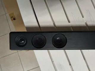 Soundbar LG con Subwoofer Nero