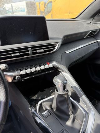 Despiece Peugeot 3008 GT Line 1.5 hdi yh01