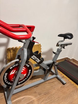 Bici de Spinning Bodytone Gris y Roja