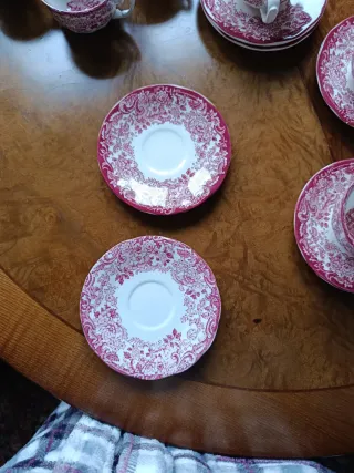 Juego Cartuja de Sevilla 12 Tazas y 12 Platos.