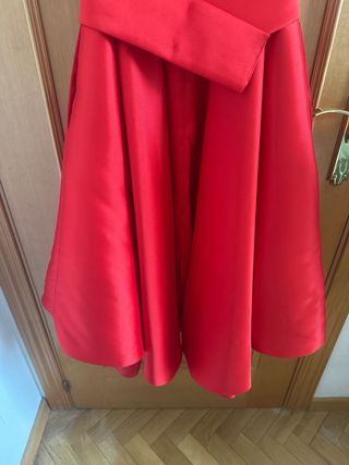 Vestido fiesta rojo encaje y satén