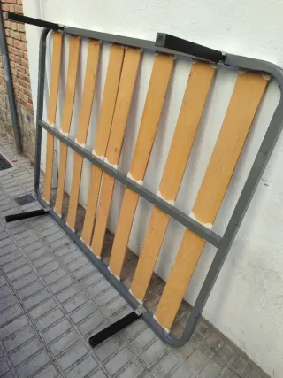 Somier de matrimonio con patas