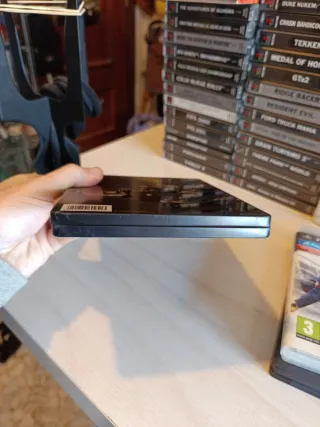 Steelbook Sombras de Mordor PS4