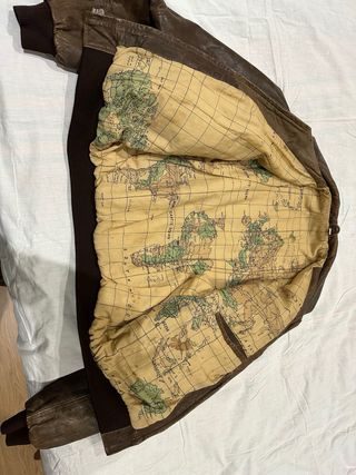 Chaqueta de cuero marrón