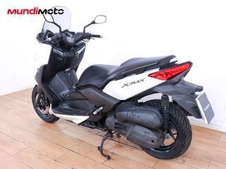 YAMAHA X-MAX 125