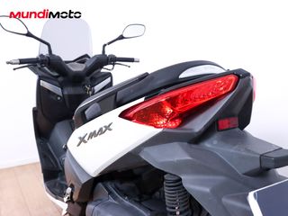 YAMAHA X-MAX 125