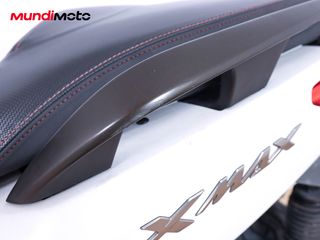 YAMAHA X-MAX 125