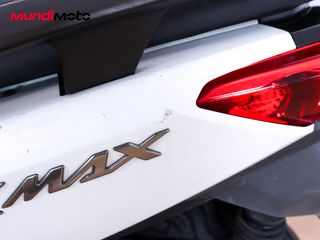 YAMAHA X-MAX 125
