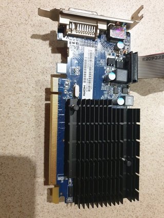 Tarjeta Gráfica Radeon HD5450 1GB