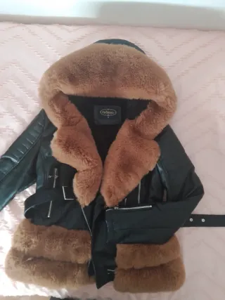 Chaqueta Piel Sintética Negra con Borrego Marrón