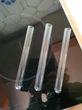 3 tubos de ensayo de cristal