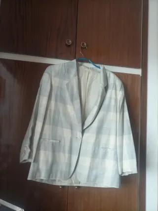 Chaqueta entretiempo con bolsillos