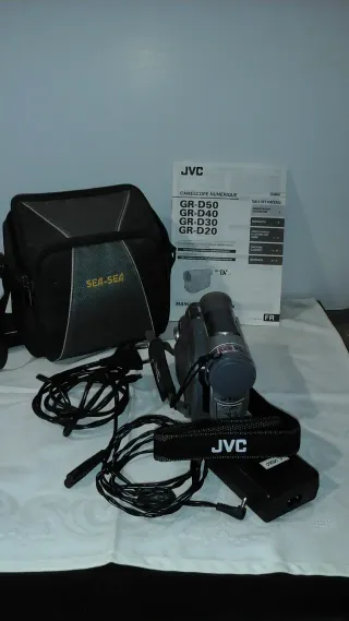 Videocámara JVC GR-D20E Mini DV Plata