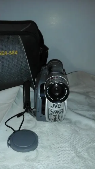 Videocámara JVC GR-D20E Mini DV Plata