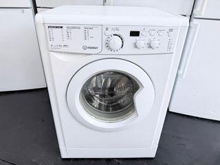 LAVADORA 6KG 1200RPM A+++. SEMINUEVO