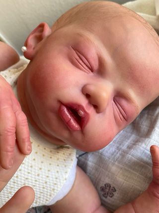 Reborn original precio fijo.