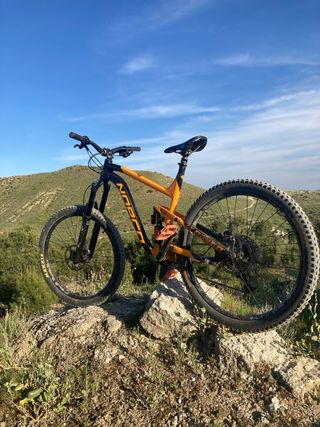 Bicicleta Enduro Norco Range A7.3