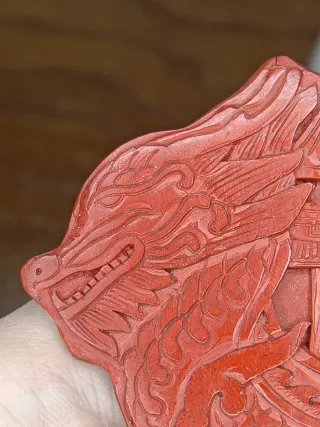 Figura china de laca de cinabrio Dragón Barco