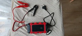 Cargador Batería Coche 12V