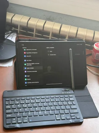 Tablet Lenovo 11 con Teclado y Funda
