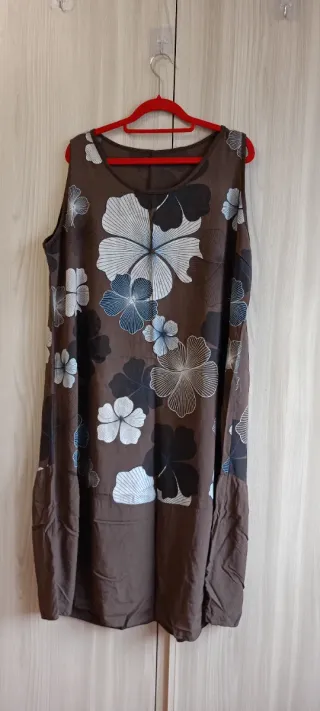 Abito floreale ampio taglia XL