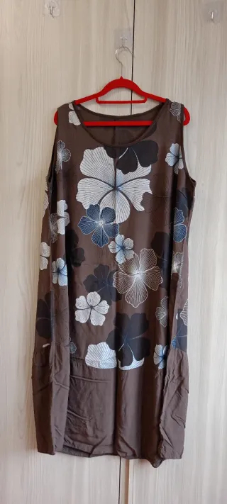 Abito floreale ampio taglia XL