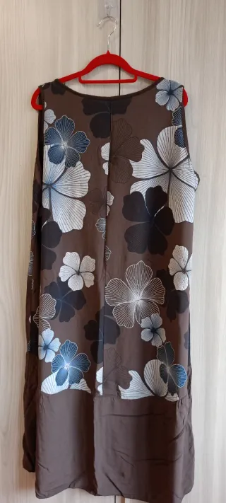 Abito floreale ampio taglia XL