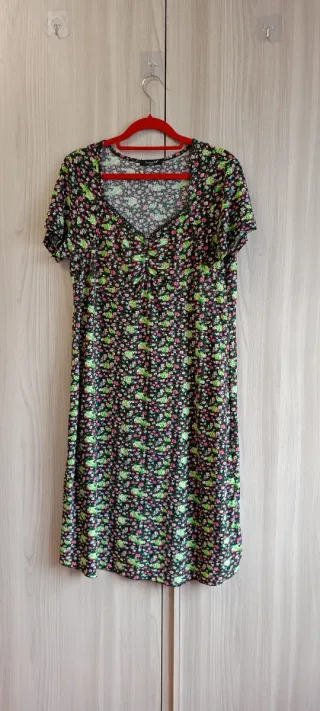 Abito floreale nero e verde taglia XL