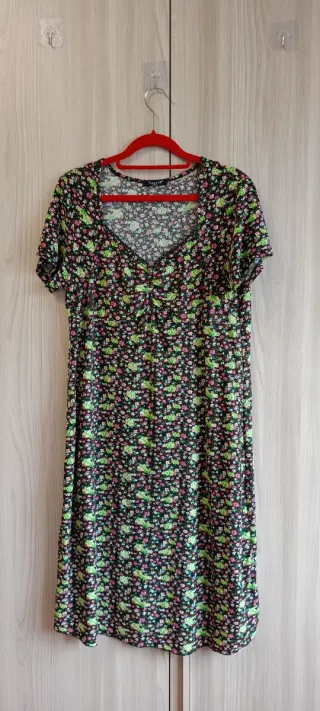 Abito floreale nero e verde taglia XL