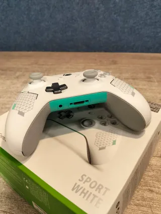 Mando inalámbrico Xbox: Edición especial Deporte