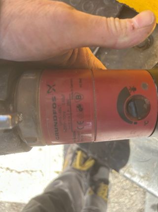 Bomba Grundfos de recirculación