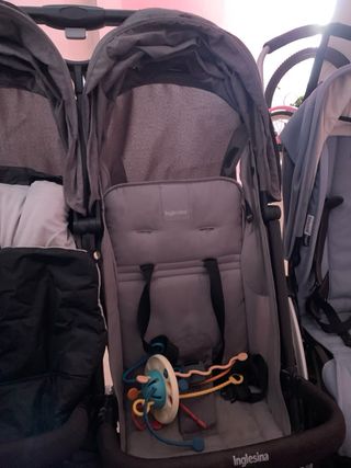 Carro gemelar Inglesina gris y negro