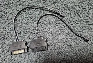 Cavi di alimentazione SATA per computer