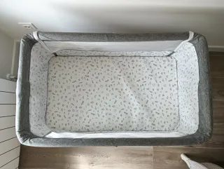 Minicuna colecho gris + colchón