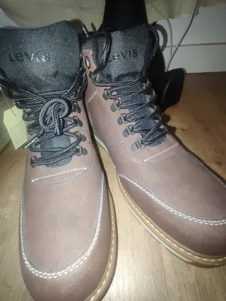 Botas Levi's Hombre Marrones Nuevas