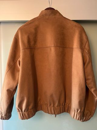 Cazadora Zara efecto ante marrón