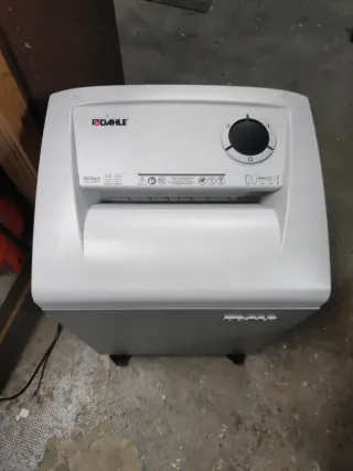 Trituradora de papel Dahle 404air