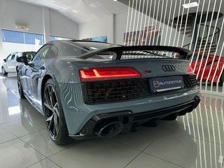 AUDI R8 V10 FSI performance 456kW quattro S tr.