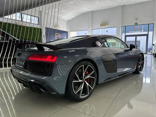 AUDI R8 V10 FSI performance 456kW quattro S tr.