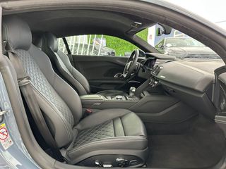 AUDI R8 V10 FSI performance 456kW quattro S tr.