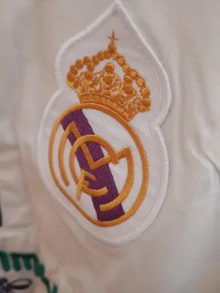 Chaqueta Hummel Real Madrid