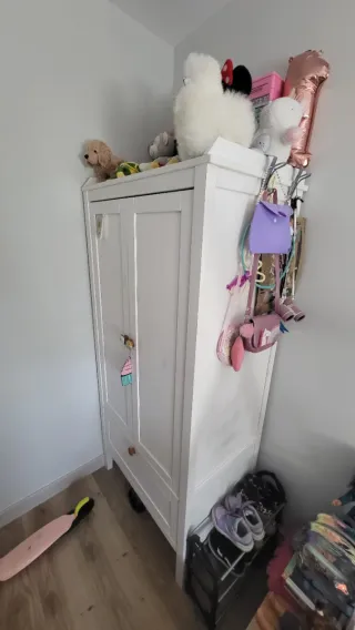 Armario infantil Ikea Sundvik blanco