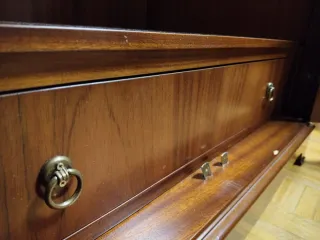 Armario de madera 3 puertas (1'3m *1'97m*0'6m