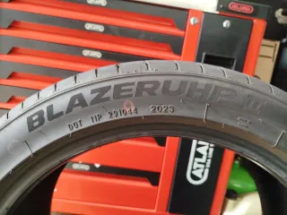 2 Neumáticos 215/45 R17 91Y "Garantizados"