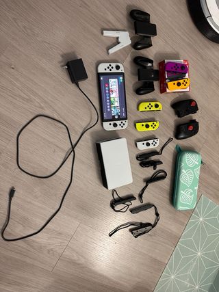 Nintendo Switch OLED + Accesorios