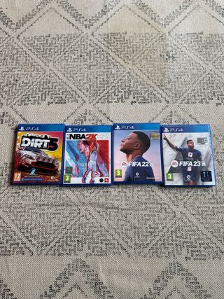 PS4 (PlayStation 4) Negra + 2 Mandos y Juegos
