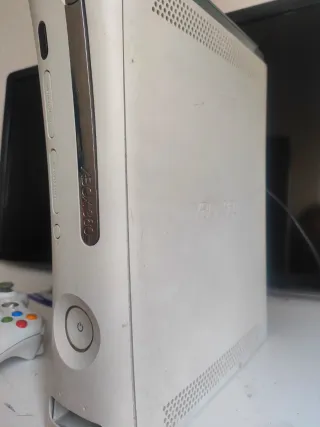 Xbox 360 Blanca con Juegos