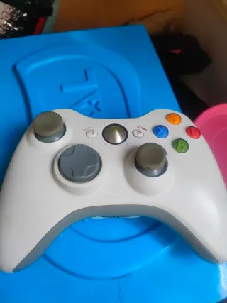 Xbox 360 Blanca con Juegos