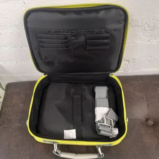 Bolsa aqprox iPad & Netbook 11 verde