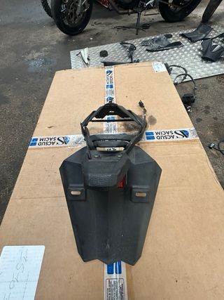 Portamatriculas Kymco AK 550 (2019)